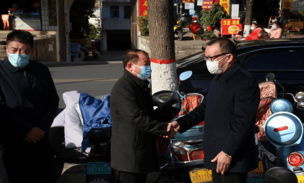 平橋區(qū)代區(qū)長劉慶東蒞臨永和大廈建設(shè)項目現(xiàn)場調(diào)研指導(dǎo)