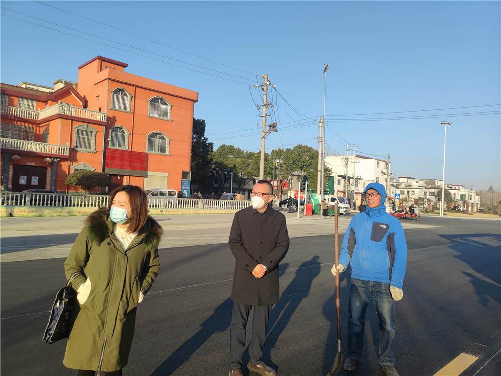 永和集團董事長孔德穩(wěn)蒞臨分公司、項目施工現(xiàn)場檢查指導工作